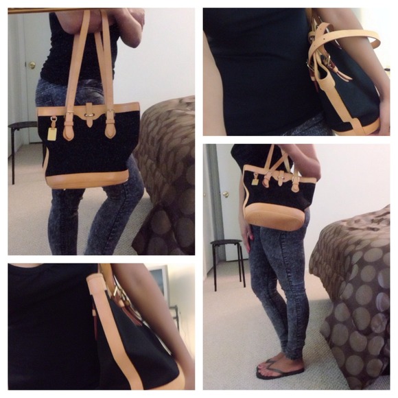 Extra pictures of Dooney & Bourke Leather Handbag