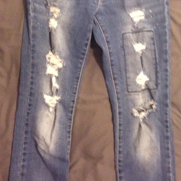 Bullhead Jeans PacSun Distressed Size 3 (like new) - Picture 2 of 4