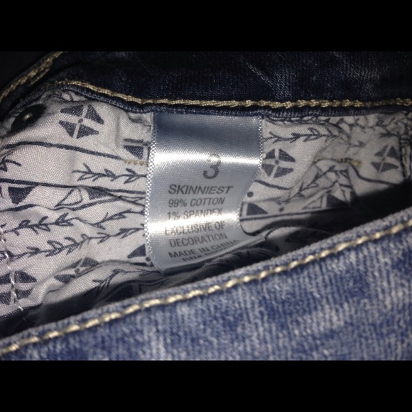 Bullhead Jeans PacSun Distressed Size 3 (like new) - Picture 4 of 4