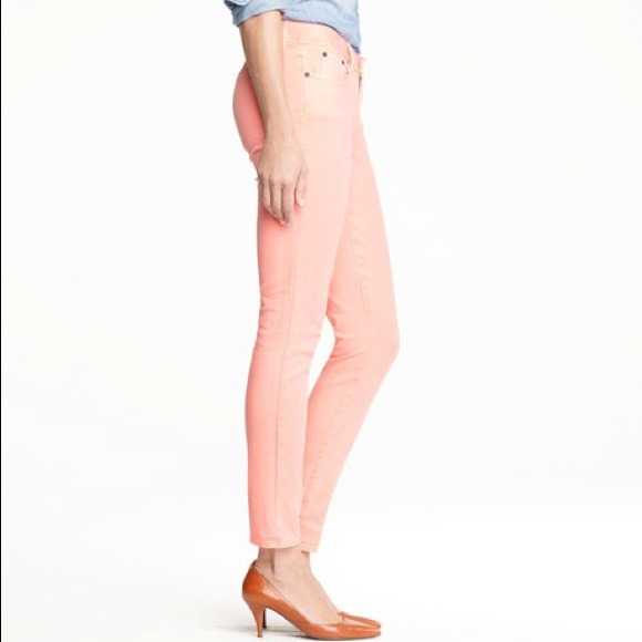 🚫SOLD in Bundle🚫Toothpick Ankle Crop Skinny Jean - Picture 2 of 3