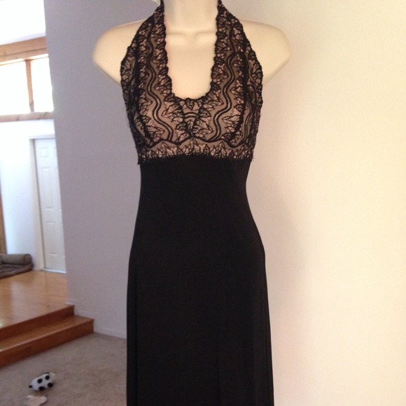 Nicole Miller Black Lace Cocktail Dress.