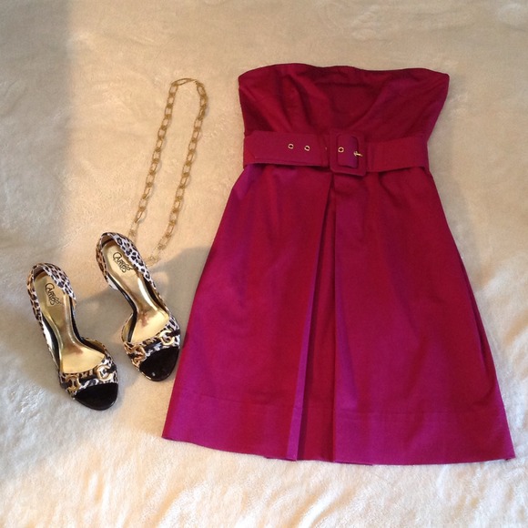 New York & Company Hot Pink Strapless Dress