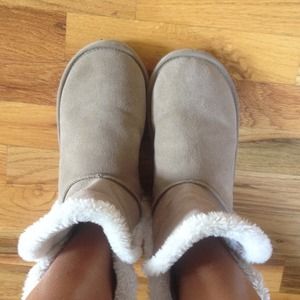 Cute winter boots!
