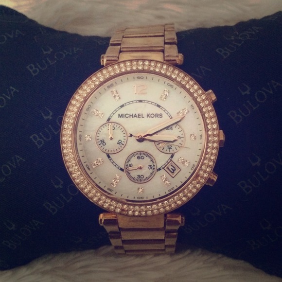 ✂️PRICE CUT!✂️Michael KORS authentic Parker watch