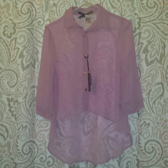 NWT sheer hi-low shirt from Macy's Small - Picture 3 of 3