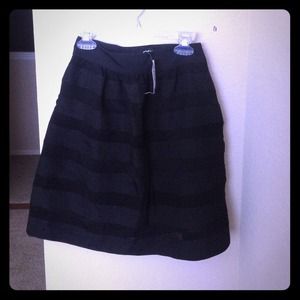 size 0 Bebe skirt never worn