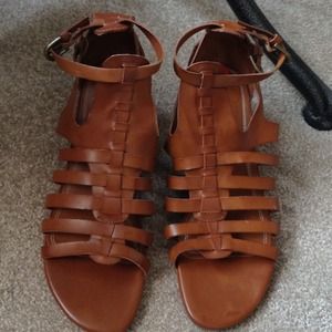 Guess Leather Sandal **PRICE REDUCED**