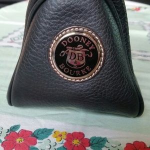 Dooney & Bourke shoulder bag