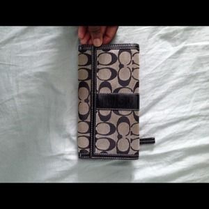 Authentic Coach Wallet