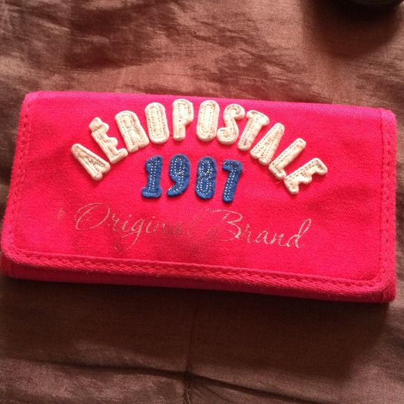 Aeropostale wallet