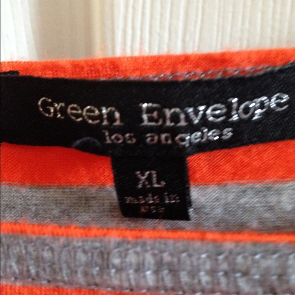 🌼 Orange Striped Top 🌼 - Picture 3 of 3