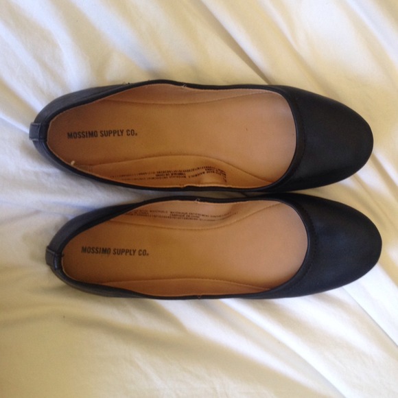 Target size 8 1/2 flats