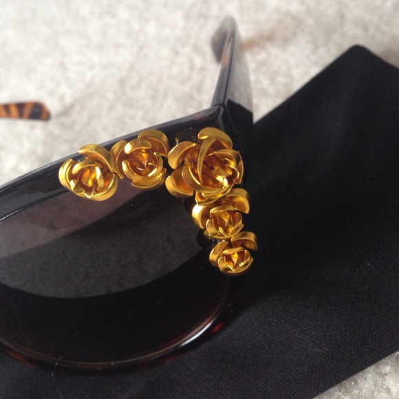 Embellished sunglasses - Picture 2 of 4