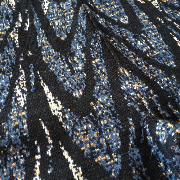 🔥Final price🔥BCBGMAXAZARIA printed legging - Picture 2 of 4