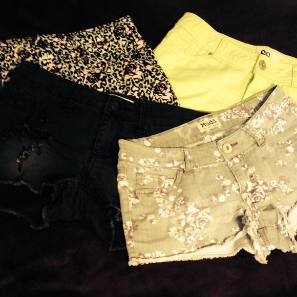 Sold Shorts! - Picture 1 of 4