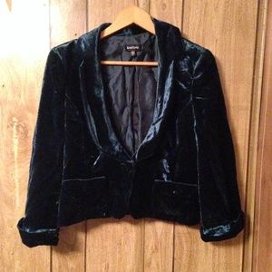 BEBE velvet blazer! LOWEST!