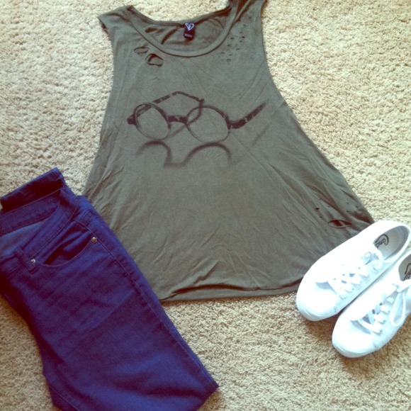 Distressed Graphic Muscle Tee