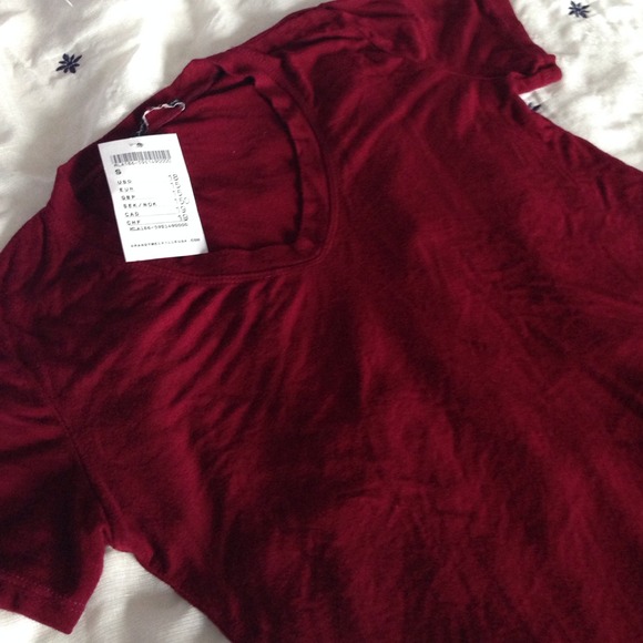 NWT Brandy Melville Shirt - Picture 4 of 4