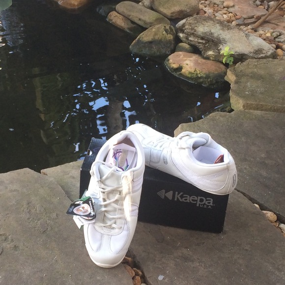 Kaepa USA cheer shoes