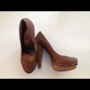 Studded Brown Platform Pumps