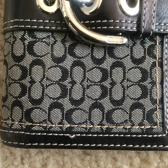 Coach wallet - Picture 2 of 4