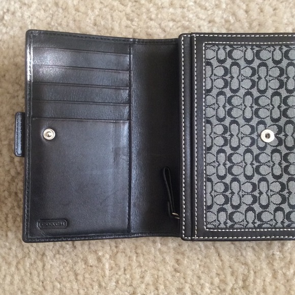 Coach wallet - Picture 3 of 4