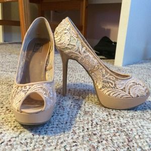 Pink Lace Creme Heals