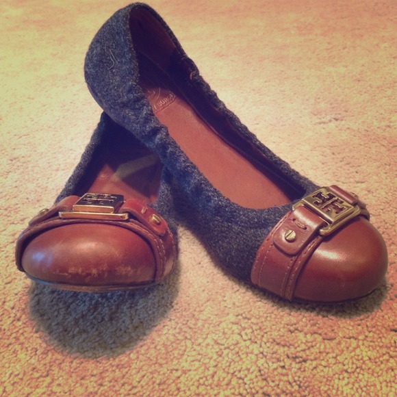 Ambrose tory burch flat 7.5
