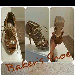 5.5 Baker's Shoe