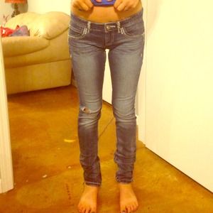 Buckle Jeans