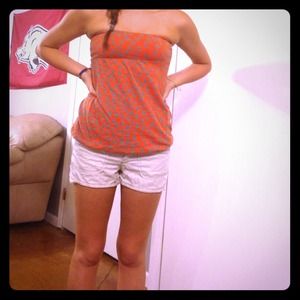 Cute tube top with khaki short