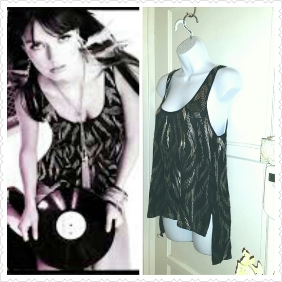 New Bebe Sequin Tank Top - Picture 2 of 4