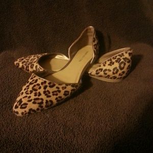 Stylish Cheetah print flats