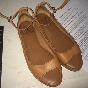 Lucky Brand sandals PRICE DROP✨✨