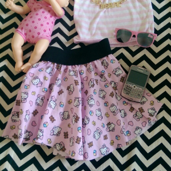Toddler girl Hello Kitty flirty skirt