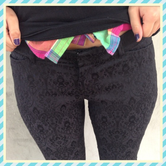 ⚡️FLASH⚡️ Sale - Picture 2 of 3