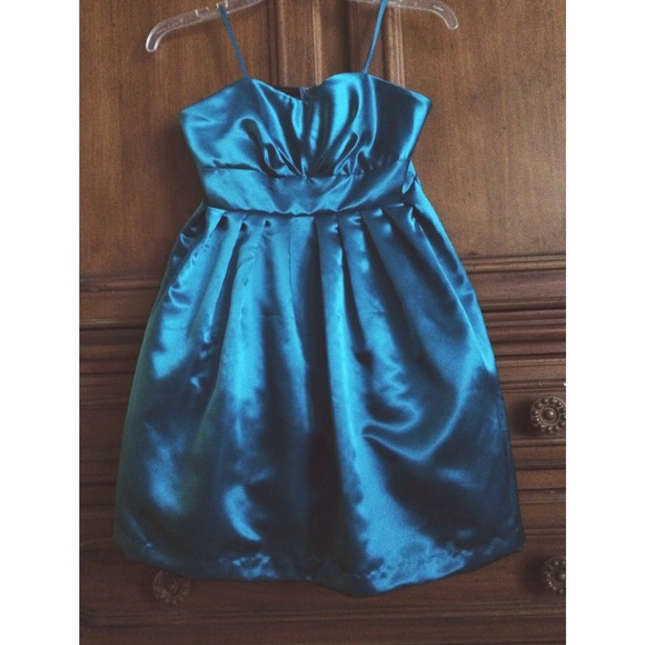 Teal homecoming dress!