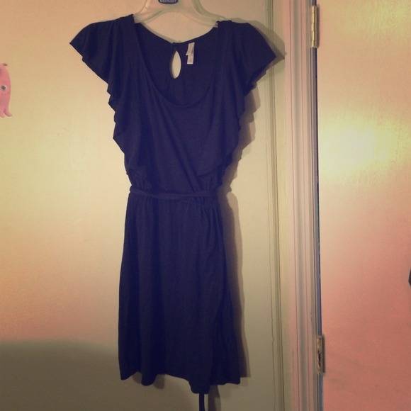 Xhilaration Dresses & Skirts - Xhiliration navy dress