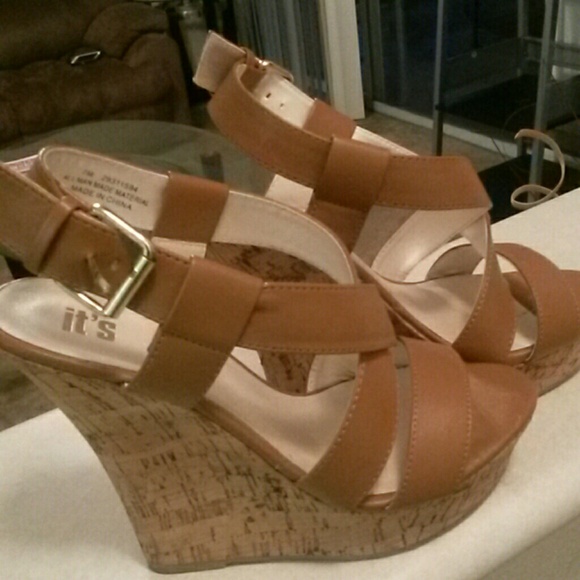 Wedge heels
