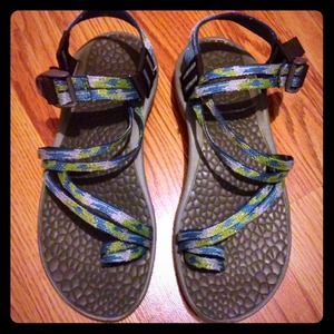 Women's chacos