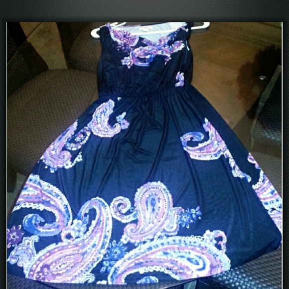 BEAUTIFUL DRESS from Cato - *perfect condition* - Picture 2 of 2