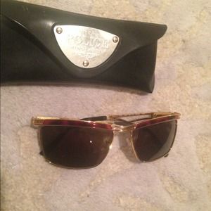 Authentic Vintage: Police sunglasses (unisex)