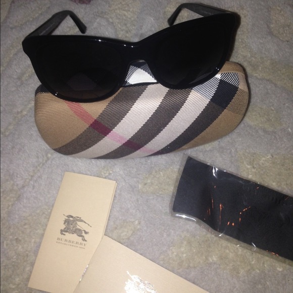 Authentic Burberry Sunglasses