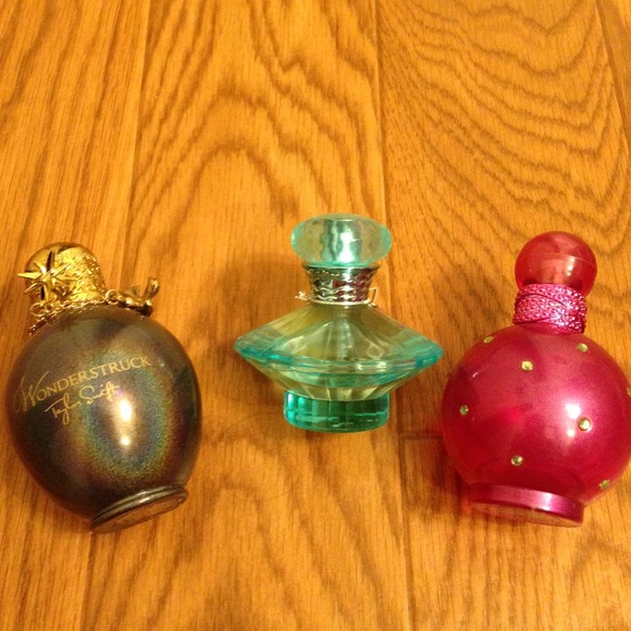 Perfume ...👌👌👌👌👌👌