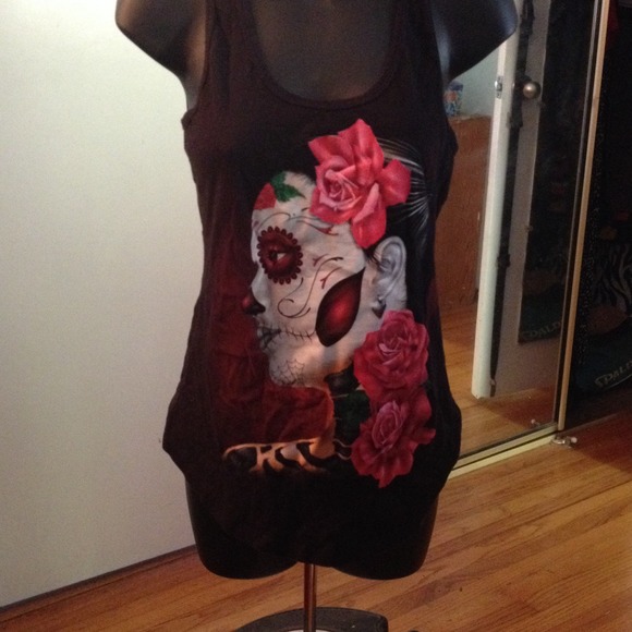 Día de los Muertos Tank & green shoes