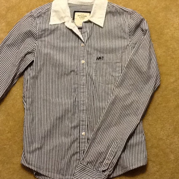 Abercrombie Fitch blue stripes shirt