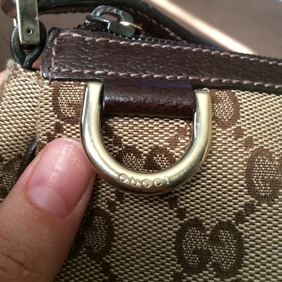 🔴SOLD🔴 Gucci shoulder bag - Picture 2 of 4