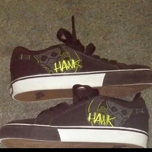 Tony hawk size 1 youth sneakers