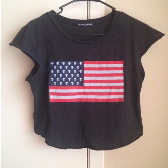 🚫SOLD🚫Brandy Melville alien flag elin top