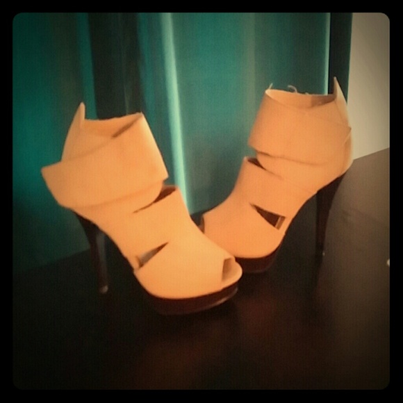 Rampage Suede High heels